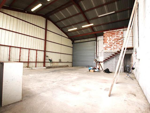 Vente Place de parking 130 m2 Villefranche de Panat