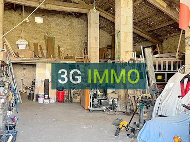 Vente Place de parking 280 m2 Arçais