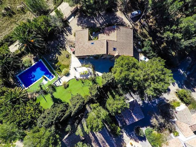 Vente Propriété 3 pièces 610 m2 Pezenas