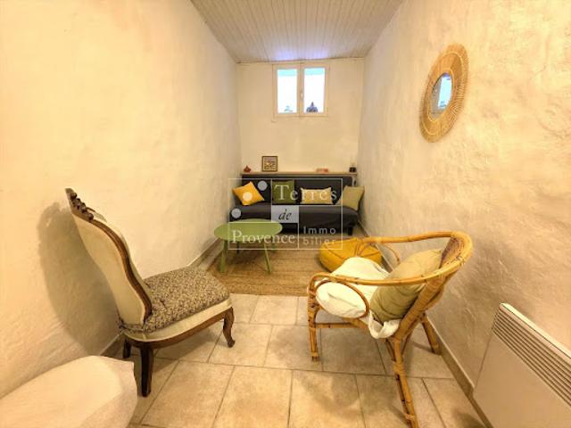 Vente Propriété 3 pièces 69.04 m2 Aups