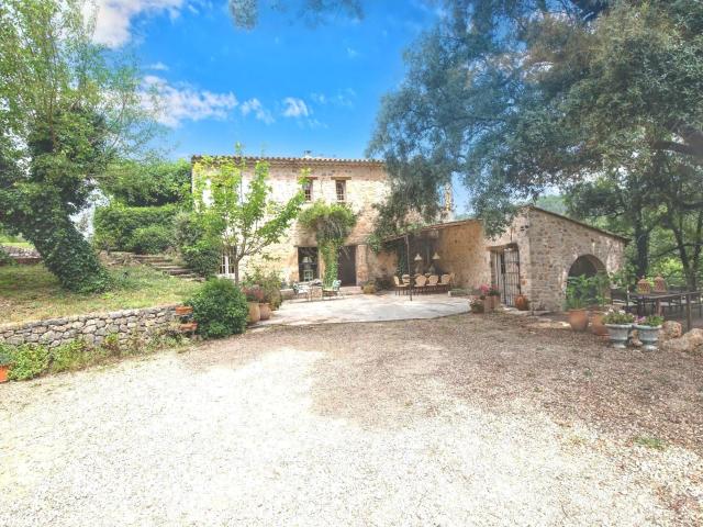 Vente propriété 10 Pièce s 250m² Lorgues