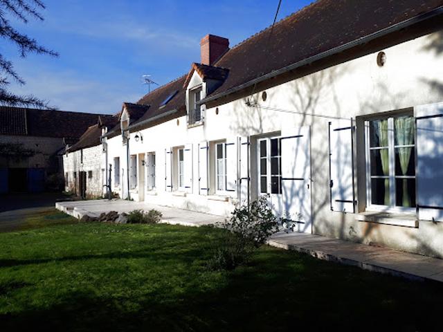 Vente Propriété 10 pièces 241 m2 Dangé Saint Romain