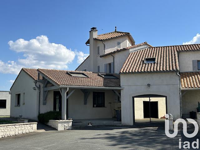 Vente Propriété 10 pièces 263 m2 Chaillevette