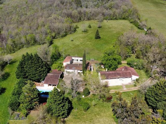 Vente Propriété 10 pièces 265 m2 Puycelci