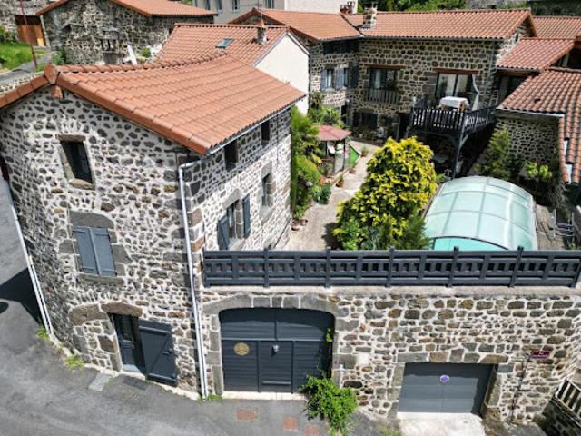 Vente Propriété 10 pièces 270 m2 Polignac