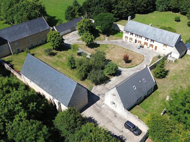 Vente Propriété 10 pièces 282 m2 Tour en Bessin