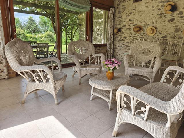 Vente Propriété 10 pièces 300 m2 Château Guibert