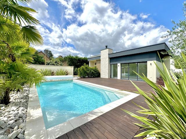 Vente Propriété 10 pièces 316.63 m2 Croissy sur Seine