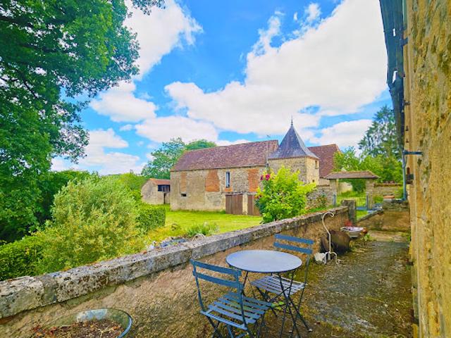 Vente Propriété 10 pièces 326 m2 Excideuil