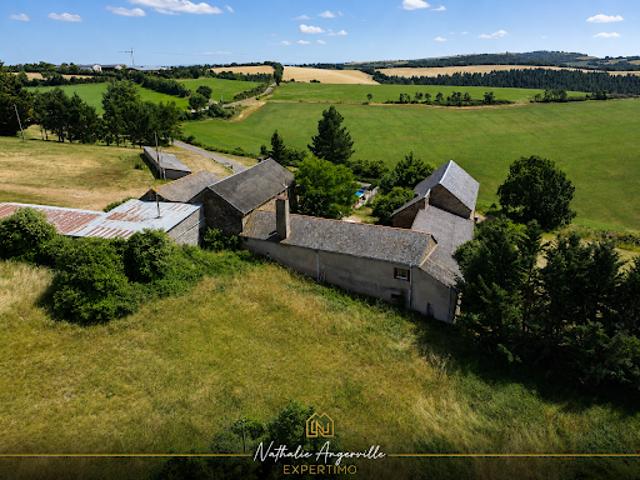 Vente Propriété 10 pièces 330 m2 Saint Beauzély