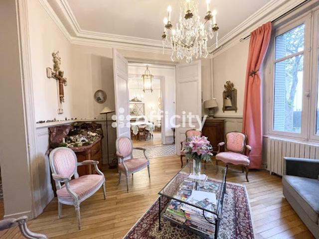 Vente Propriété 11 pièces 255 m2 Nantes