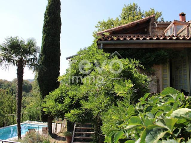 Vente Propriété 11 pièces 285 m2 Lavalette
