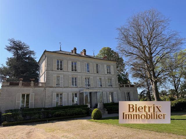 Vente Propriété 11 pièces 340 m2 Nointel