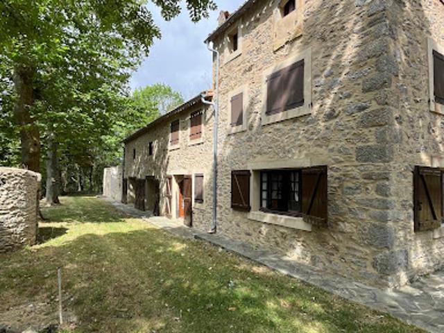 Vente Propriété 11 pièces 350 m2 Villardebelle
