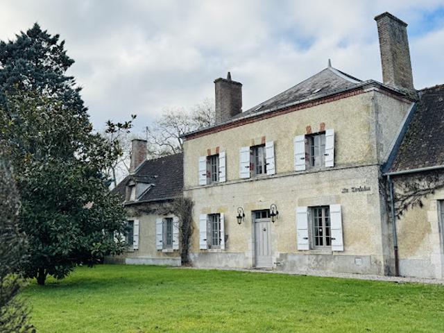 Vente Propriété 11 pièces 310 m2 Vieilles Maisons sur Joudry