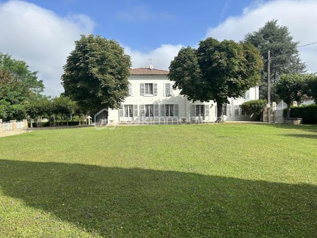 Vente Propriété 11 pièces 453 m2 Villeneuve sur Lot