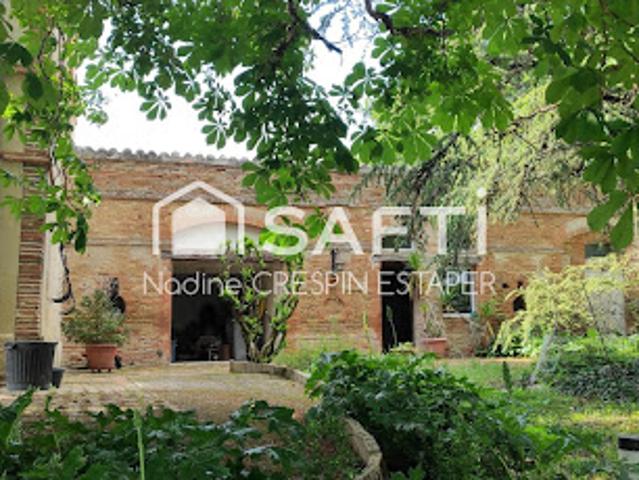 Vente Propriété 11 pièces 400 m2 La Salvetat Belmontet
