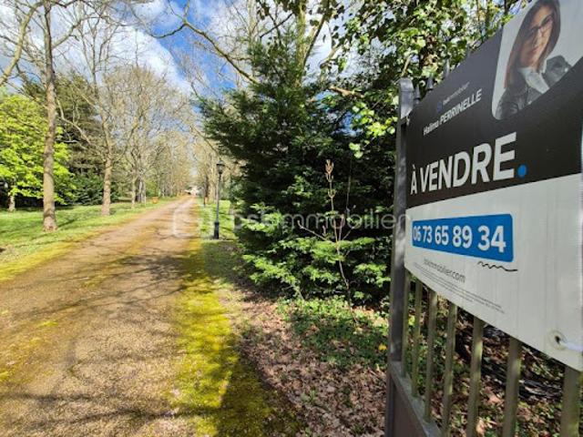 Vente Propriété 12 pièces 183 m2 Saint Augustin des Bois