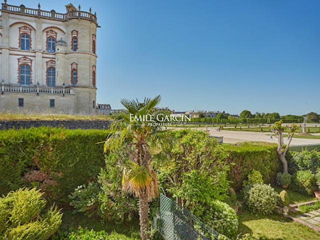 Vente Propriété 12 pièces 244.3 m2 Saint Germain en Laye