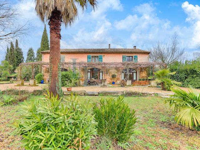 Vente Propriété 12 pièces 268.25 m2 Saint Rémy de Provence