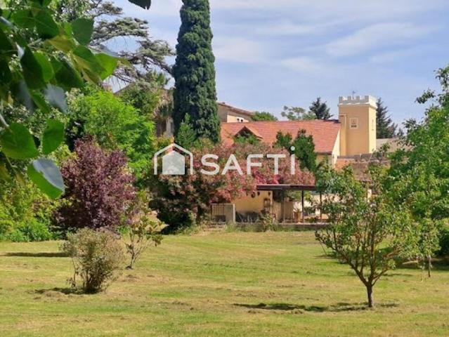 Vente Propriété 12 pièces 363 m2 Beziers