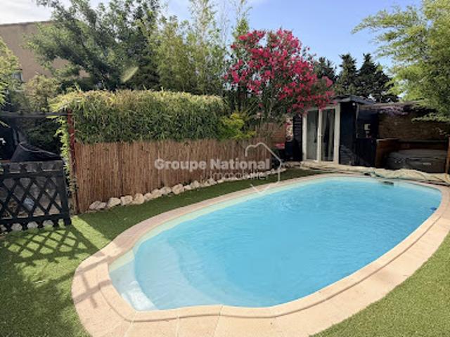 Vente Propriété 12 pièces 385 m2 Courthézon