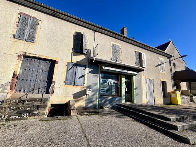 Vente Propriété 12 pièces 330 m2 Vaumas