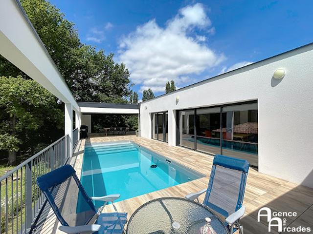 Vente Propriété 12 pièces 452 m2 Créon