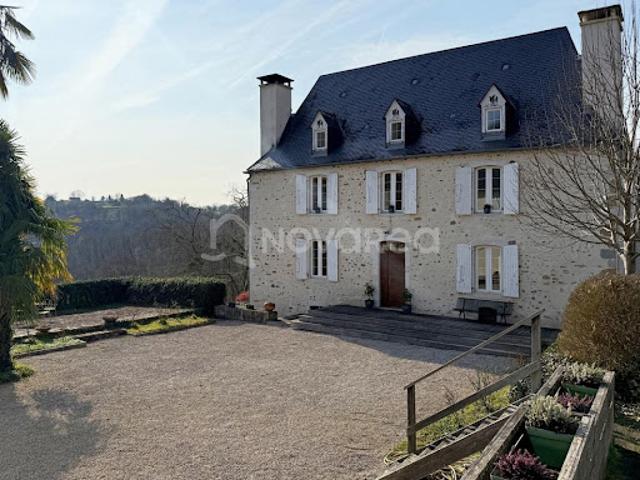Vente Propriété 12 pièces 490 m2 Jurançon