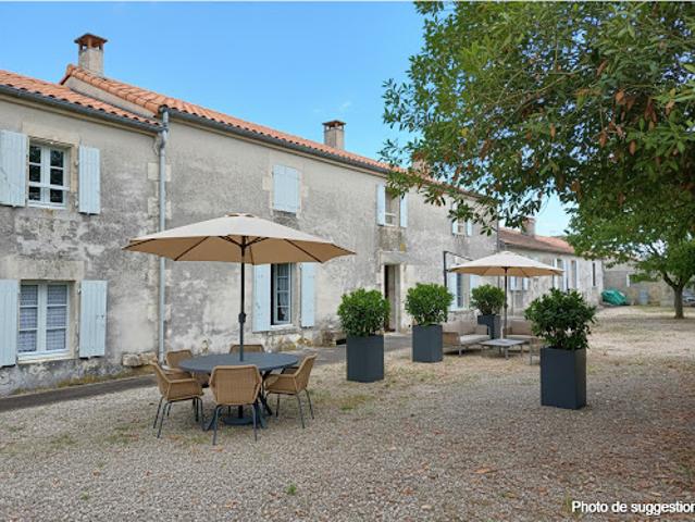 Vente Propriété 12 pièces 439 m2 Saint Jean de Liversay
