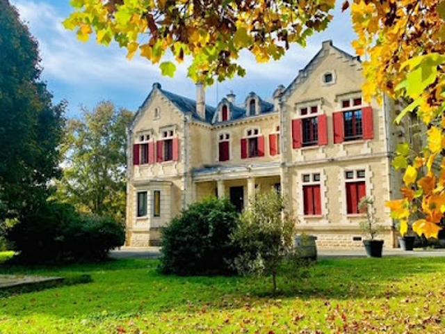 Vente Propriété 12 pièces 634 m2 Bazas