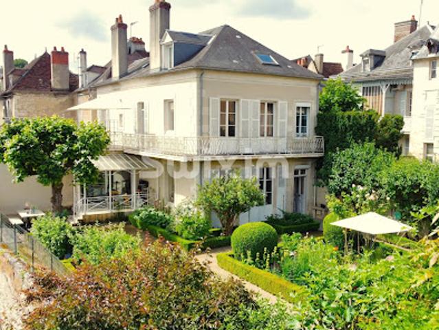Vente Propriété 13 pièces 293 m2 Clamecy