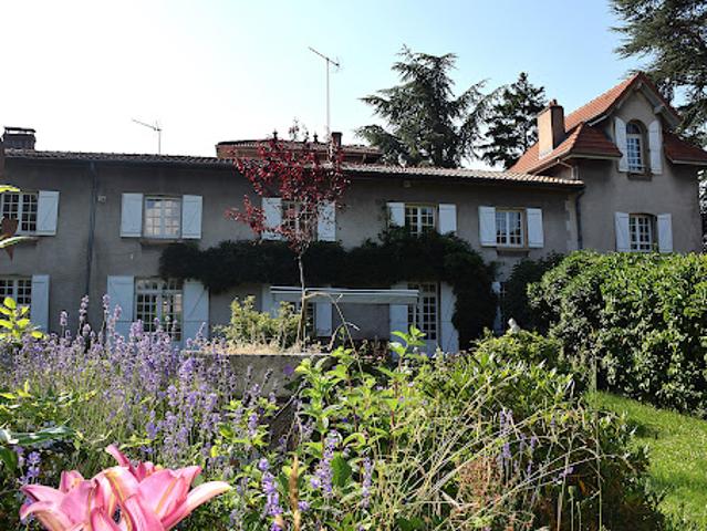 Vente Propriété 13 pièces 308 m2 Saint Héand