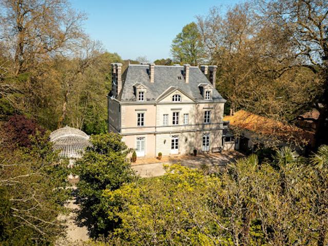 Vente Propriété 14 pièces 374 m2 Nantes