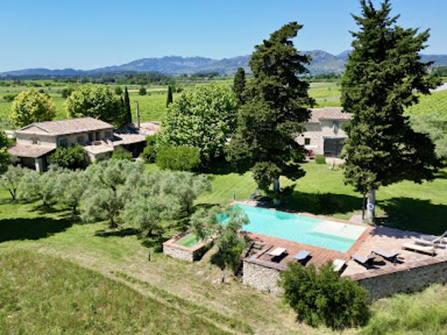 Vente Propriété 14 pièces 450 m2 Crillon le Brave