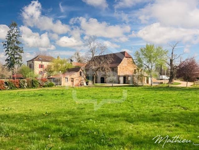 Vente Propriété 14 pièces 489 m2 Saint Maurice en Quercy