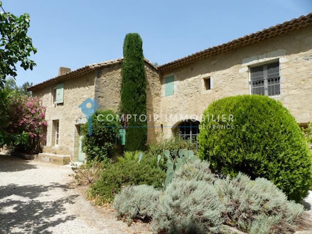 Vente Propriété 14 pièces 430 m2 Boulbon