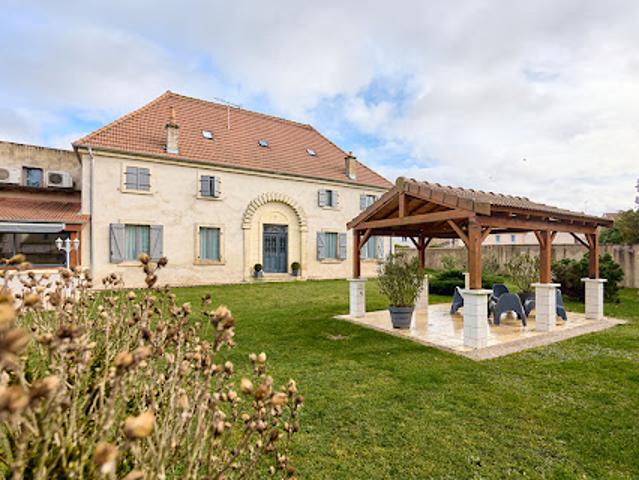 Vente Propriété 14 pièces 539 m2 Gray