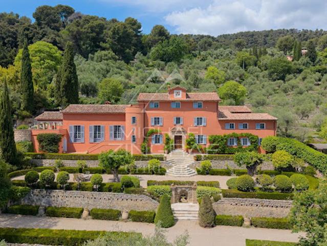 Vente Propriété 15 pièces 461.84 m2 Grasse