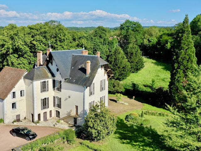 Vente Propriété 16 pièces 440 m2 Vault de Lugny