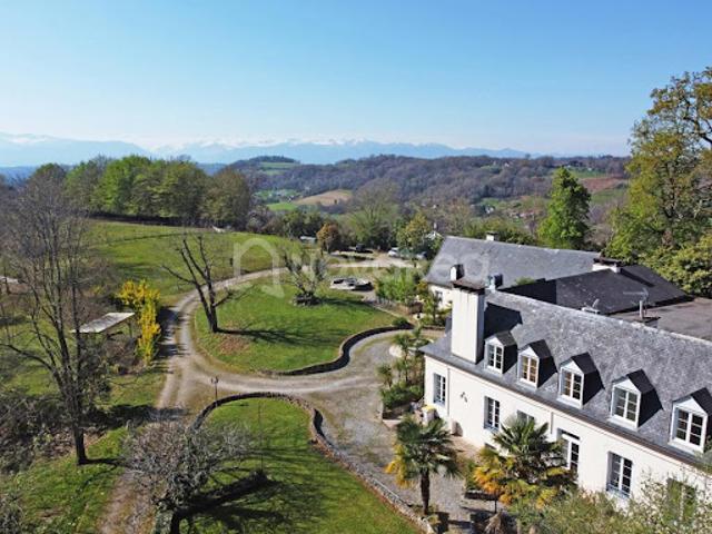 Vente Propriété 18 pièces 683 m2 Pau