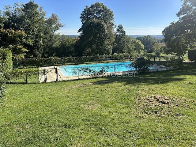 Vente Propriété 19 pièces 722.6 m2 Agen