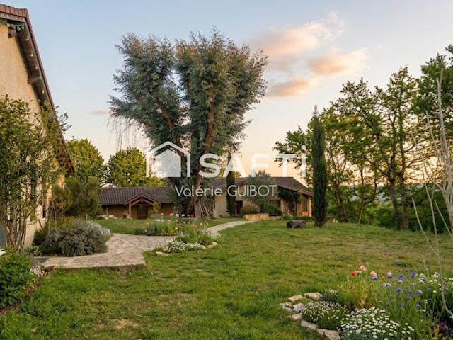 Vente Propriété 20 pièces 500 m2 Monlezun