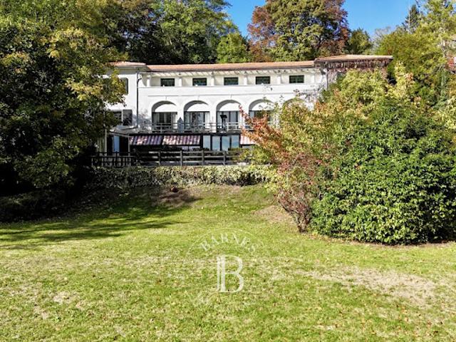 Vente Propriété 20 pièces 800 m2 Fontainebleau