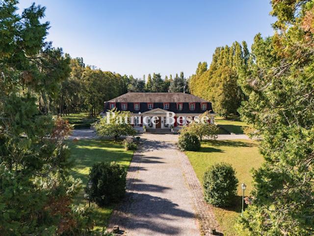 Vente Maison 20 pièces 982 m2 Fontainebleau