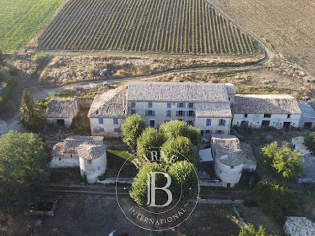 Vente Propriété 20 pièces 900 m2 Digne les Bains