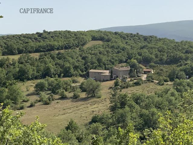 Vente Propriété 21 pièces 552 m2 Banon