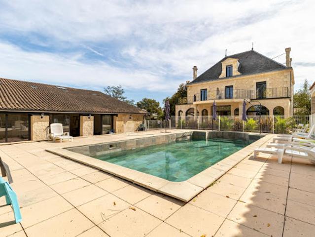 Vente Propriété 25 pièces 900 m2 Bordeaux