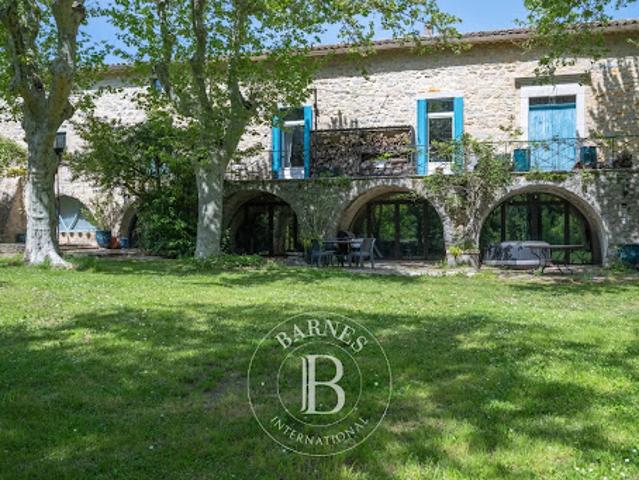 Vente Propriété 30 pièces 1300 m2 Quissac