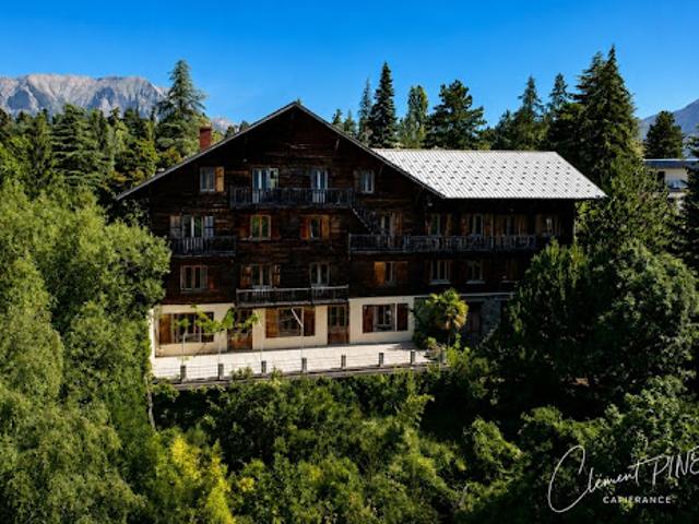 Vente Propriété 30 pièces 828 m2 Embrun